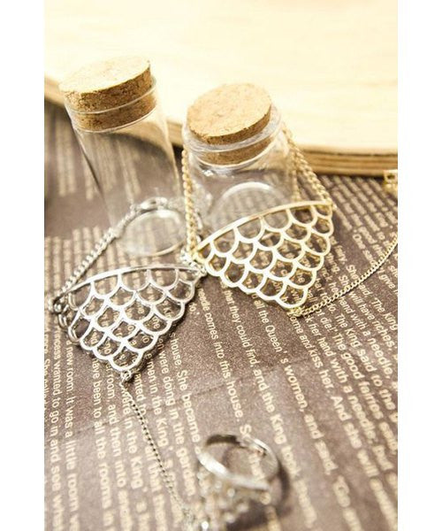 Chic Hollow Out Fish Scales Shape Bracelet With Ring For Women