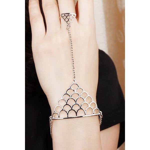 Chic Hollow Out Fish Scales Shape Bracelet With Ring For Women